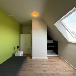 Te huur, energiezuinig appartement met garagebox gelegen te Oudenaarde - Photo 2