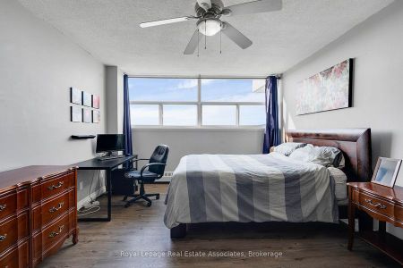 For Lease - 215 Glenridge Avenue Unit# 1204, St. Catharines, Ontario - Photo 3