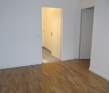 Appartement 4 pièces + cave + 2 parkings en sous-sol - Photo 3