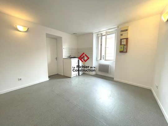 Location Appartement 2 pièces 24m² ST MARTIN D HERES 38400 - Photo 1