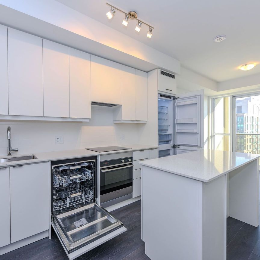 For Lease - 30 Elm Drive Unit# 2905, Mississauga, Ontario - Photo 1