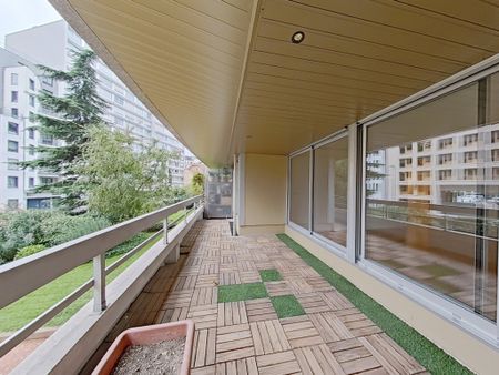 APPARTEMENT T4 A LOUER - PARIS 15EME ARRONDISSEMENT - 94.06 m - 3 026 € - Photo 5