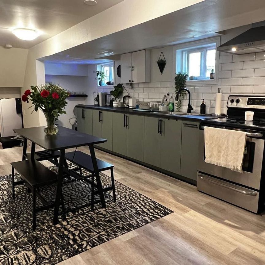 For Lease - 36 Mintwood Drive, Toronto, Ontario - Photo 1