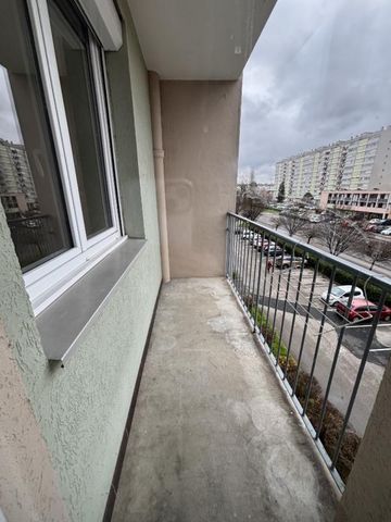 Appartement F3 - 3ème étage avec Balcon et cave - Photo 2