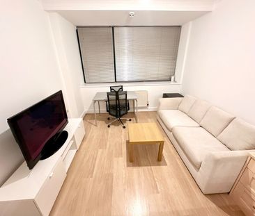 Room in a Shared Flat, Greystoke House, W5 - Photo 1