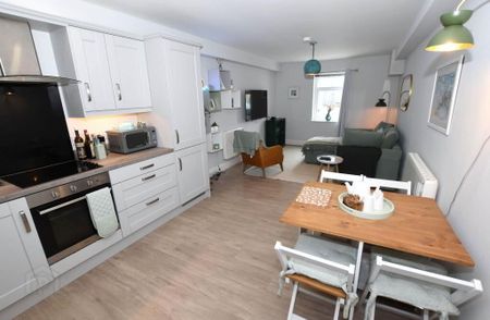 3 Whitkirk House, Main Street, Ballywalter, Newtownards, BT22 2PQ - Photo 5