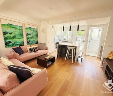 Central location Townhouses - Photo 2