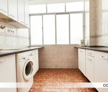 Calle Castillo de Alcalá de Guadaira, Sevilla, Andalusia 41013 - Photo 4