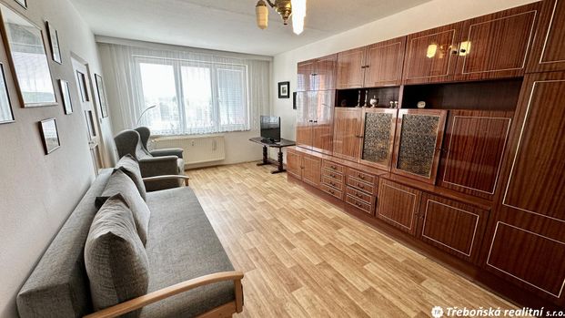 Pronájem bytu 1+1 42 m², Svobody , Třeboň - Photo 1