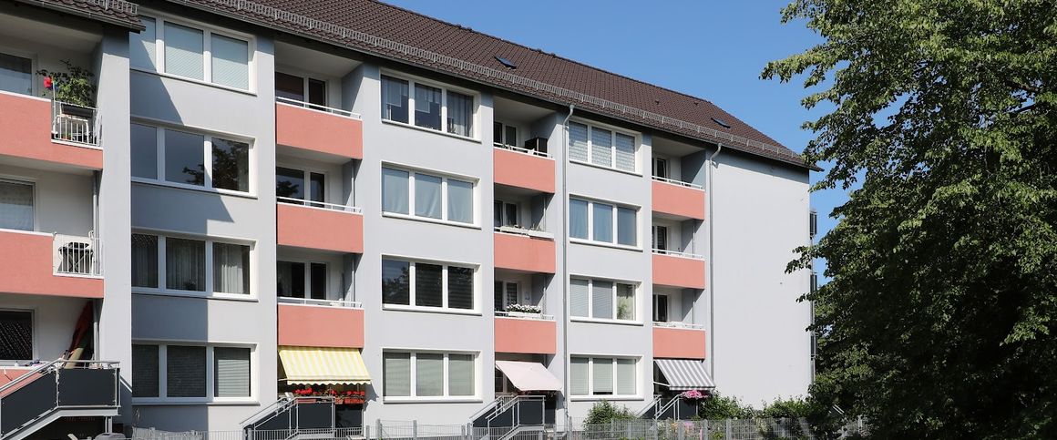 3-Zimmer-Wohnung mit Balkon in der Nordstadt // 1.OG. rechts - Photo 1