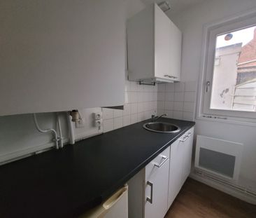 Location Appartement 1 pièce 25m² VALENCIENNES 59300 - Photo 2