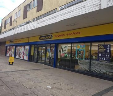 1 Beds - Retail Property (High Street) - - Photo 1