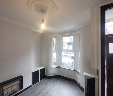 2 Bed Terraced House, Southgate Road, L13 - Photo 2