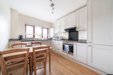 1 Bedroom Flat/Apartment to rent - Photo 5