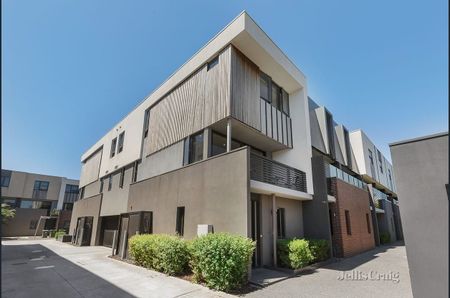 9 Lomandra Walkway, Brunswick East - Photo 2