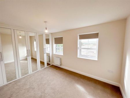 3 bedroom terraced house to rent - Photo 5