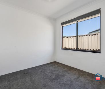 BYFORD - 3X2 - COMFORT AND LOW MAINTENANCE LIVING! - Photo 2