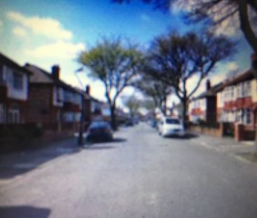 Room in a Shared House, Coleridge Road, M16 - Photo 3