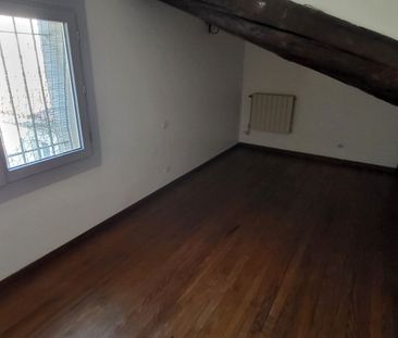 AVIGNON IM 744 AVEC PLACE DE PARKING DANS GARAGE COMMUN, - Photo 1