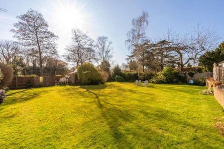 Beauchamp Road, East Molesey, KT8 - Photo 4