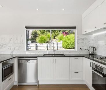 Sun-Drenched Home with Stunning Rangi - Zone - Photo 6