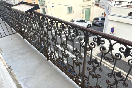 A LOUER STUDIO MEUBLE BEZIERS - Photo 3