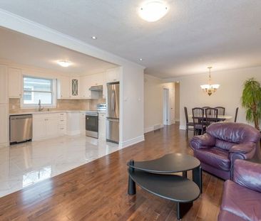 For Lease - 229 Neal Drive, Richmond Hill, Ontario - Photo 2