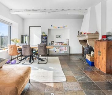 Woning te huur in Kortrijk voor € 1.100 met 3 slaapkamers - Photo 2