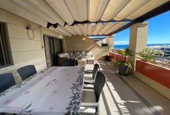 Apartamento de alquiler en Calle San Bartolome Tirajana, Los Arenales del Sol