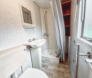 1 bedroom property to rent - Photo 2