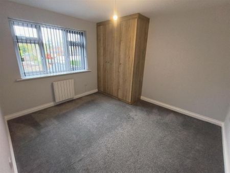 2 bedroom property to rent - Photo 3