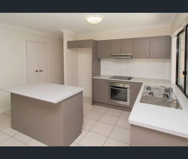 Perfect home in Mount Low! - Photo 6