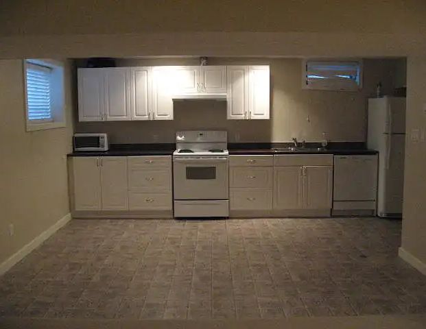 1 Bedroom Legal Basement Suite in Willow Park | Calgary - Photo 1