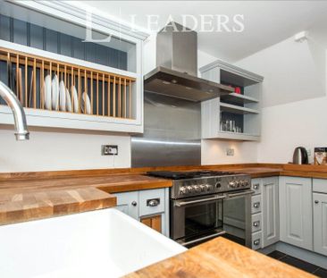 3 bedroom house to rent Hulatt Road, Cambridge, Cambridgeshire, CB1 - Photo 1