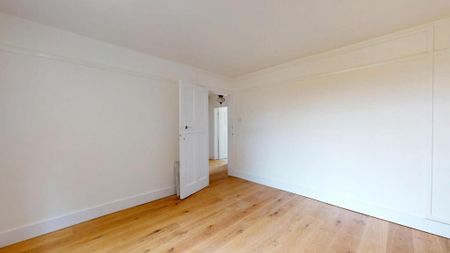 3 bedroom flat to rent - Photo 2