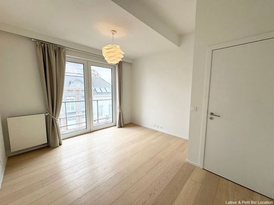 Appartement te huur - Photo 1