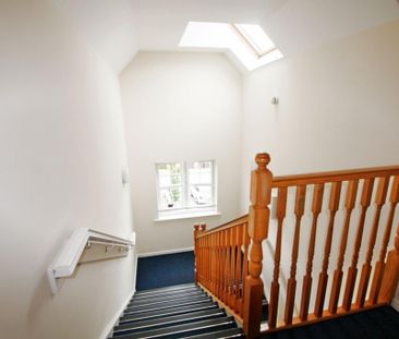 2 bedroom flat to rent - Photo 4