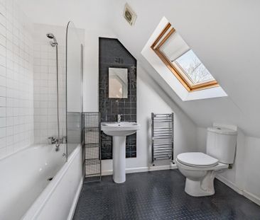 6 bedroom detached house to rent - Photo 3