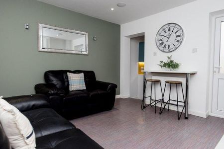 3 bedroom house share to rent - Photo 3