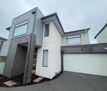 2/75 King Street, Airport West VIC 3042 - Photo 6