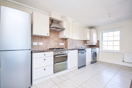 2 bedroom flat to rent - Photo 5