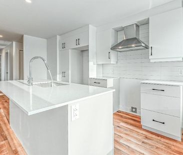 3 CH - 1 SDB - Lavaltrie - $1,750 /mo - Photo 2