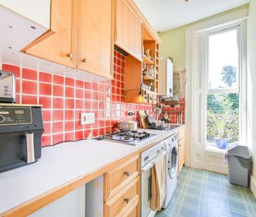 1 bedroom flat to rent - Photo 6