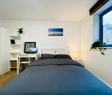 Room in a Shared Flat, Sherwood Gardens, E14 - Photo 2