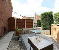 3 BEDROOM House - End Town House - Photo 5