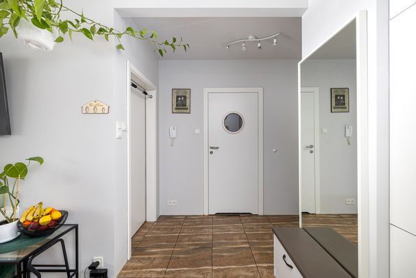 Targówek, ul. Montwiłłowska - Фото 1