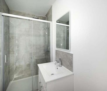 Cotswold Gardens, Golders Green Estate, NW2 - Photo 4