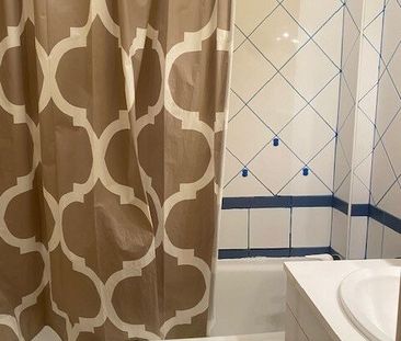 Location Maison 4 pièces 65m² - Photo 2