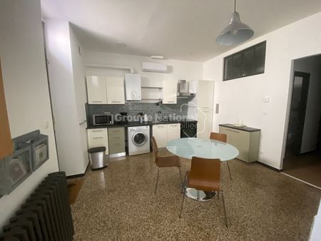 Location Appartement 2 pièces 55m² - Photo 3