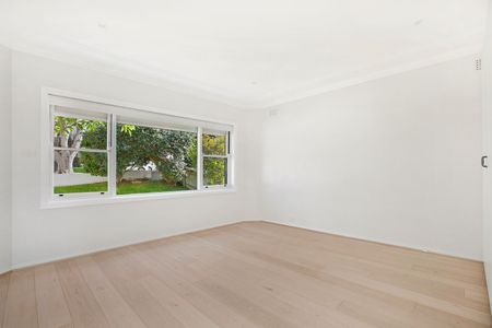 Home For Rent - Photo 4